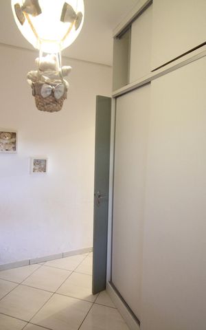 Casa à venda com 378m², 3 quartos e 2 vagasQuarto 1