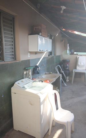 Casa à venda com 378m², 3 quartos e 2 vagasÁrea de Serviço