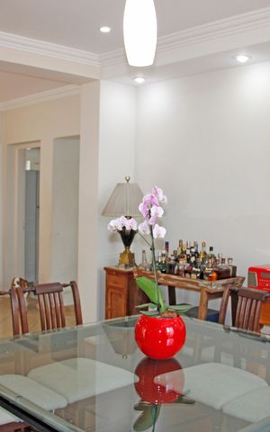 Casa de condomínio à venda com 620m², 5 quartos e 4 vagasSala