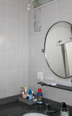 Casa de condomínio à venda com 620m², 5 quartos e 4 vagasSuíte 1 Banheiro