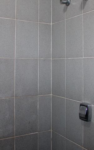 Casa de condomínio à venda com 620m², 5 quartos e 4 vagasBanheiro serviço
