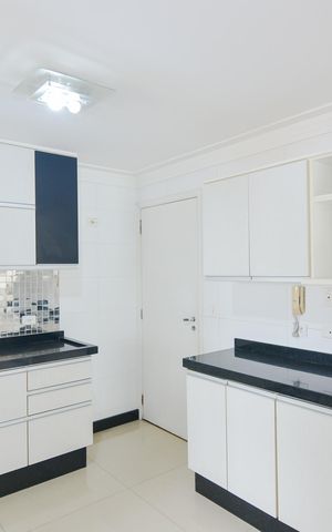 Apartamento para alugar com 95m², 3 quartos e 2 vagasCozinha