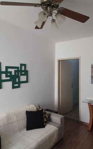 Casa de condomínio para alugar com 65m², 2 quartos e sem vagaSala