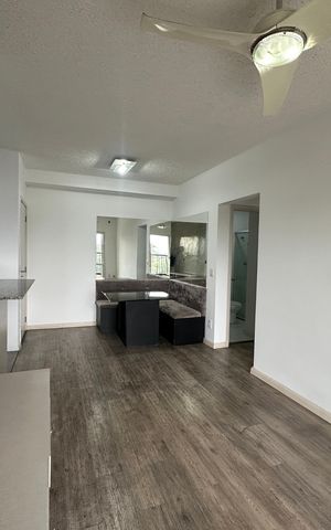 Apartamento para alugar com 67m², 2 quartos e 1 vaga Apartamento para alugar com 67m², 2 quartos e 1 vagaSala