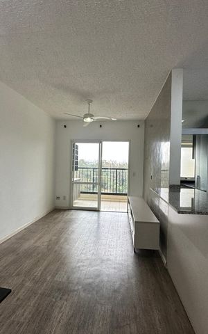 Apartamento para alugar com 67m², 2 quartos e 1 vaga Apartamento para alugar com 67m², 2 quartos e 1 vagaSala
