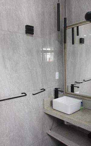 Casa para alugar com 100m², 3 quartos e sem vagaBanheiro da Suíte