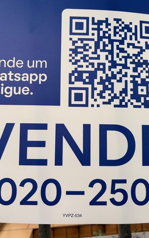 Casa para alugar com 290m², 3 quartos e 2 vagas Casa para alugar com 290m², 3 quartos e 2 vagasFachada + plaquinha YVPZ-534