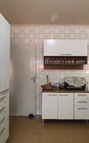 Casa para alugar com 290m², 3 quartos e 2 vagas Casa para alugar com 290m², 3 quartos e 2 vagasCozinha