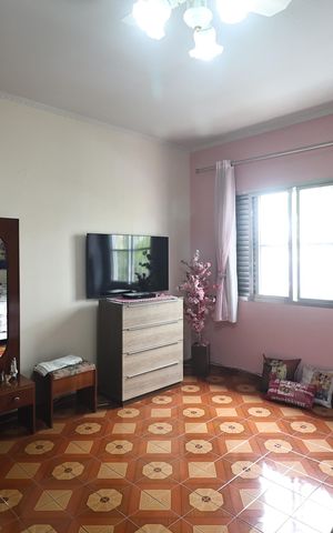 Casa para alugar com 290m², 3 quartos e 2 vagas Casa para alugar com 290m², 3 quartos e 2 vagasQuarto 2
