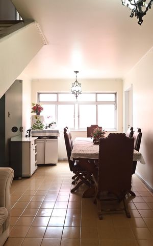 Casa para alugar com 290m², 3 quartos e 2 vagas Casa para alugar com 290m², 3 quartos e 2 vagasSala de Jantar