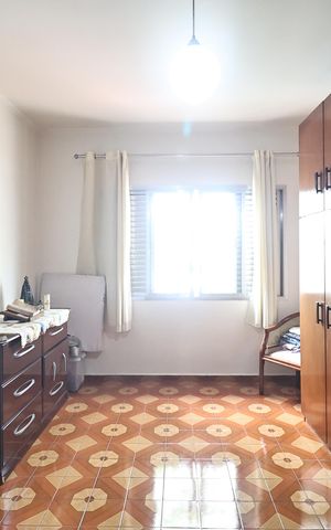 Casa para alugar com 290m², 3 quartos e 2 vagas Casa para alugar com 290m², 3 quartos e 2 vagasQuarto 1