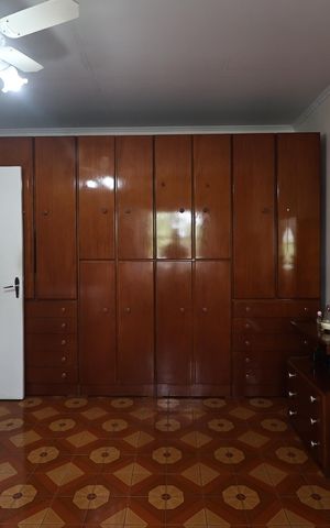 Casa para alugar com 290m², 3 quartos e 2 vagas Casa para alugar com 290m², 3 quartos e 2 vagasQuarto 2
