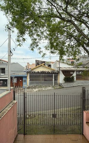 Casa para alugar com 290m², 3 quartos e 2 vagas Casa para alugar com 290m², 3 quartos e 2 vagasVista da sala