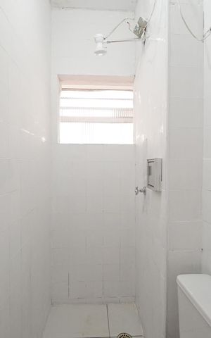 Apartamento para alugar com 84m², 2 quartos e sem vagaBanheiro social