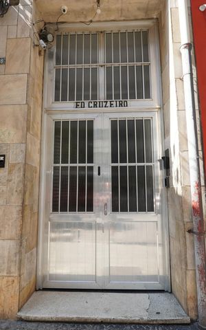 Apartamento para alugar com 84m², 2 quartos e sem vagaFachada