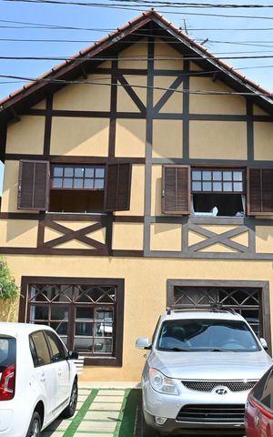 Casa de condomínio para alugar com 193m², 3 quartos e 2 vagasFachada