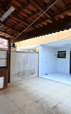 Casa de condomínio para alugar com 193m², 3 quartos e 2 vagasChurrasqueira
