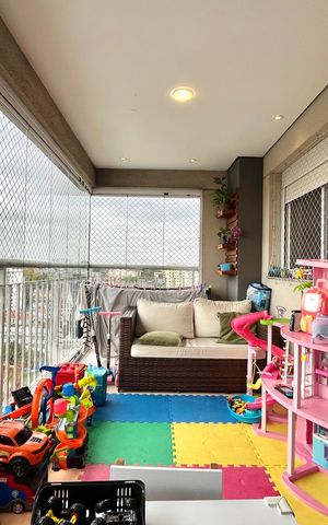 Apartamento para alugar com 73m², 2 quartos e 1 vagaVaranda