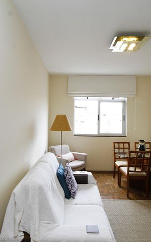 Apartamento à venda com 62m², 2 quartos e 1 vagaSala