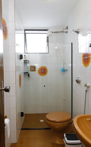 Apartamento à venda com 62m², 2 quartos e 1 vagaBanheiro Social