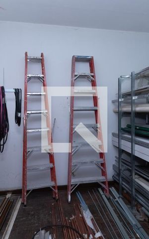 Casa à venda com 200m², 7 quartos e 4 vagas