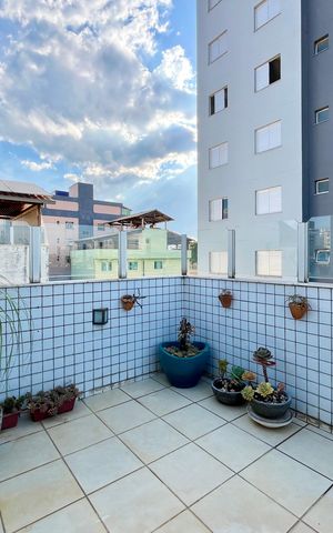 Apartamento à venda com 225m², 4 quartos e 4 vagas