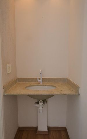 Apartamento para alugar com 60m², 3 quartos e 2 vagasBanheiro