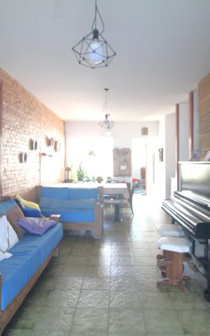 Casa para alugar com 150m², 3 quartos e 4 vagasSala