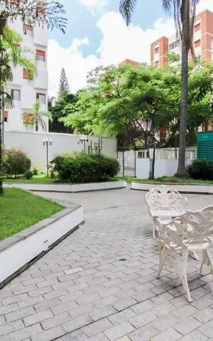 Apartamento para alugar com 214m², 4 quartos e 3 vagas Apartamento para alugar com 214m², 4 quartos e 3 vagasÁrea comum