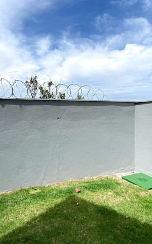 Casa à venda com 175m², 3 quartos e 2 vagas Casa à venda com 175m², 3 quartos e 2 vagasQuintal