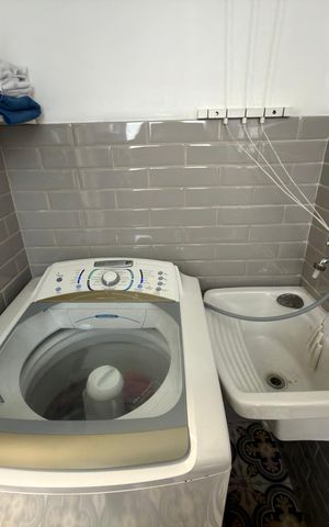 Apartamento à venda com 79m², 3 quartos e 1 vaga Apartamento à venda com 79m², 3 quartos e 1 vagaCozinha e Área de Serviço