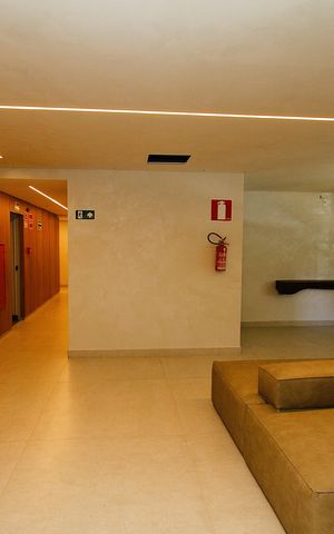Apartamento à venda com 86m², 3 quartos e 2 vagasHall social