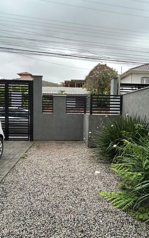 Casa para alugar com 150m², 3 quartos e 1 vaga Casa para alugar com 150m², 3 quartos e 1 vagaGaragem