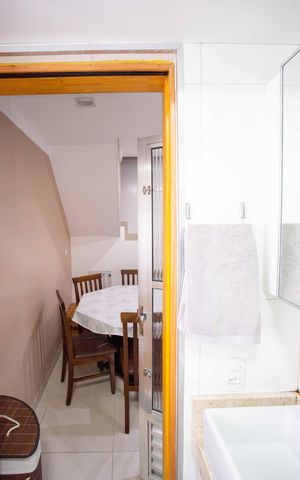 Casa à venda com 125m², 4 quartos e 2 vagasBanheiro Casa 2