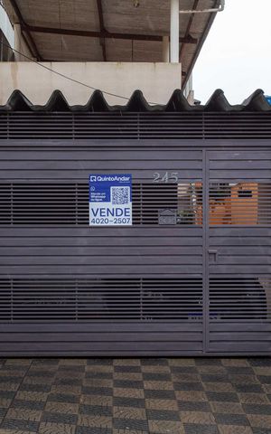 Casa à venda com 125m², 4 quartos e 2 vagasFachada
