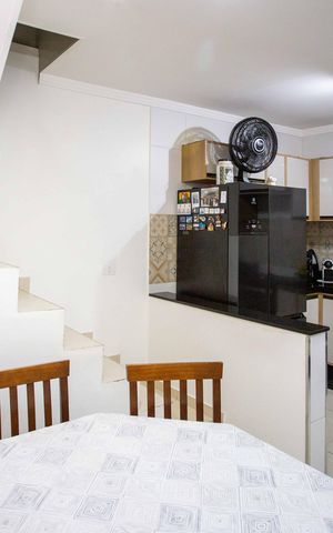 Casa à venda com 125m², 4 quartos e 2 vagasSala Casa 2