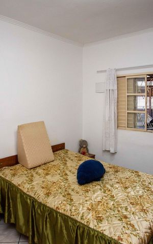Casa à venda com 125m², 4 quartos e 2 vagasQuarto 1 Casa 1