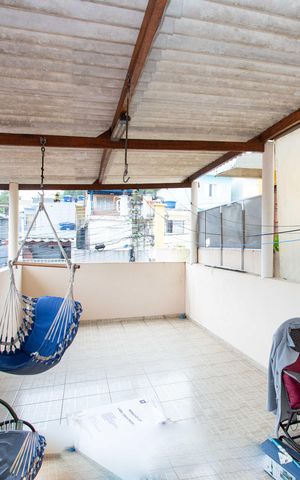 Casa à venda com 125m², 4 quartos e 2 vagasVaranda