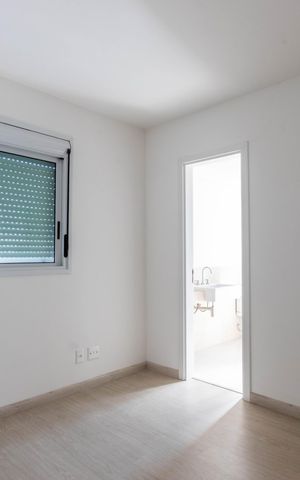 Apartamento à venda com 162m², 4 quartos e 3 vagas Apartamento à venda com 162m², 4 quartos e 3 vagasSuíte 2