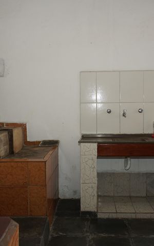 Casa para alugar com 200m², 2 quartos e 2 vagasChurrasqueira