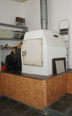 Casa para alugar com 200m², 2 quartos e 2 vagasChurrasqueira