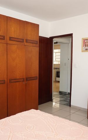 Casa para alugar com 200m², 2 quartos e 2 vagasQuarto