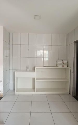 Casa para alugar com 65m², 2 quartos e sem vaga