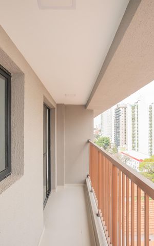Studio para alugar com 29m², 1 quarto e sem vaga Studio para alugar com 29m², 1 quarto e sem vagaVaranda
