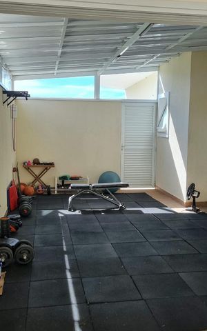Casa de condomínio à venda com 415m², 4 quartos e 3 vagas Casa de condomínio à venda com 415m², 4 quartos e 3 vagasLazer