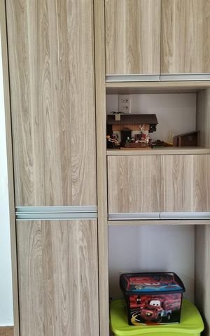 Casa de condomínio à venda com 415m², 4 quartos e 3 vagas Casa de condomínio à venda com 415m², 4 quartos e 3 vagasQuarto