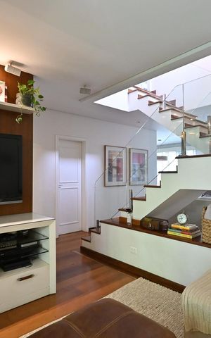 Casa de condomínio à venda com 314m², 4 quartos e 4 vagasSala de Tv