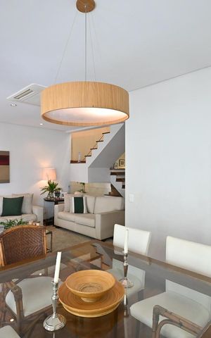 Casa de condomínio à venda com 314m², 4 quartos e 4 vagasSala