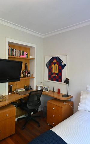 Casa de condomínio à venda com 314m², 4 quartos e 4 vagasSuíte 1