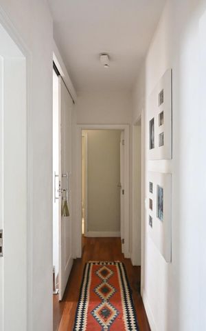 Casa de condomínio à venda com 314m², 4 quartos e 4 vagasCorredor